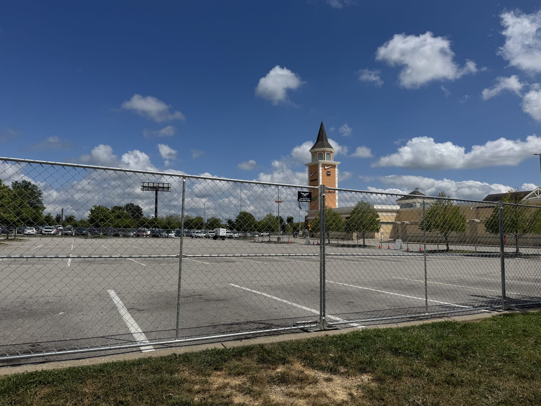 Temporary fence rental and install — Kentucky job site — S&S Fencing project 3